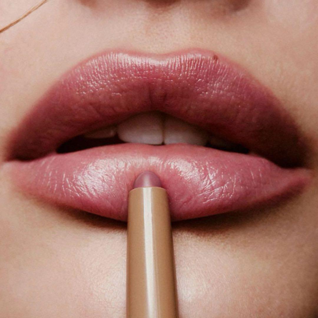 RHODEヘイリー限定リップティント/リップシェイプセット