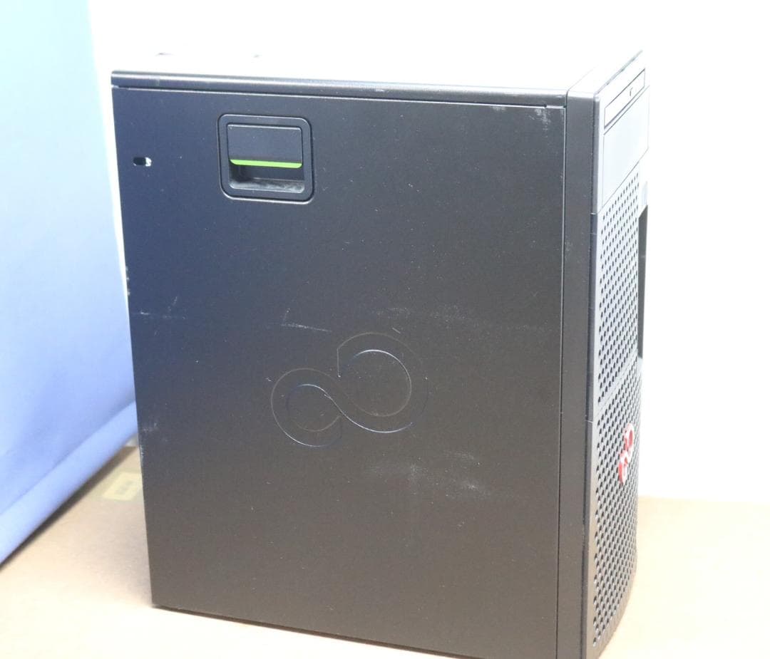 Fujitsu PRIMERGY TX1310 M3 サーバー