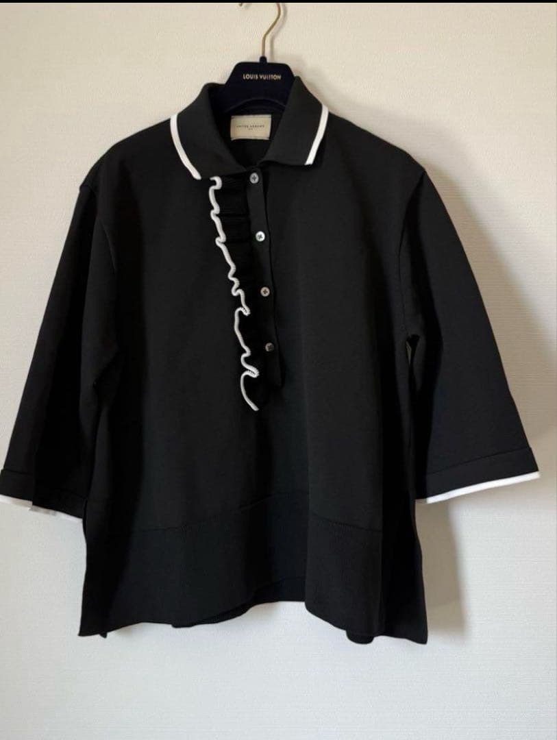 UNITED ARROWS ミニマル フリル ポロニット　ブラック