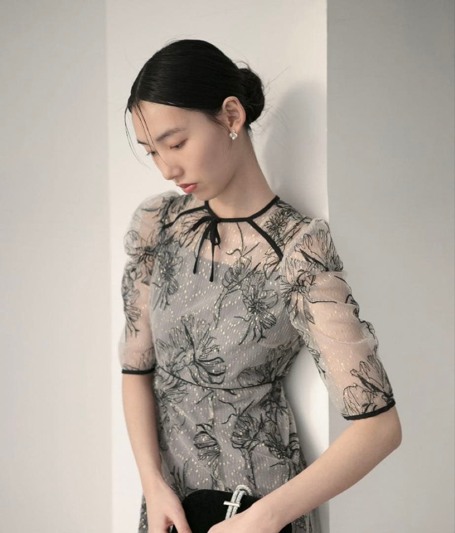 Leja 花柄刺繍レースパフスリーブマーメイドフレアロングワンピースドレス