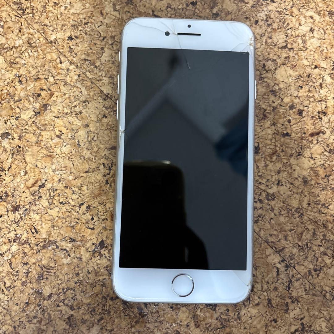 iPhone8 64GB◾︎画面割れあり ホワイト　箱付き