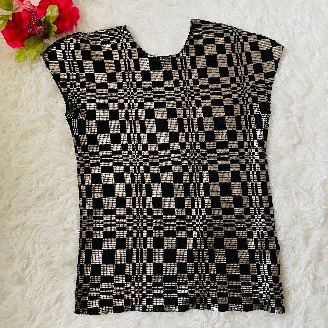 【美品】ミー/イッセイミヤケ 半袖カットソー サイズ― - 黒×シルバー