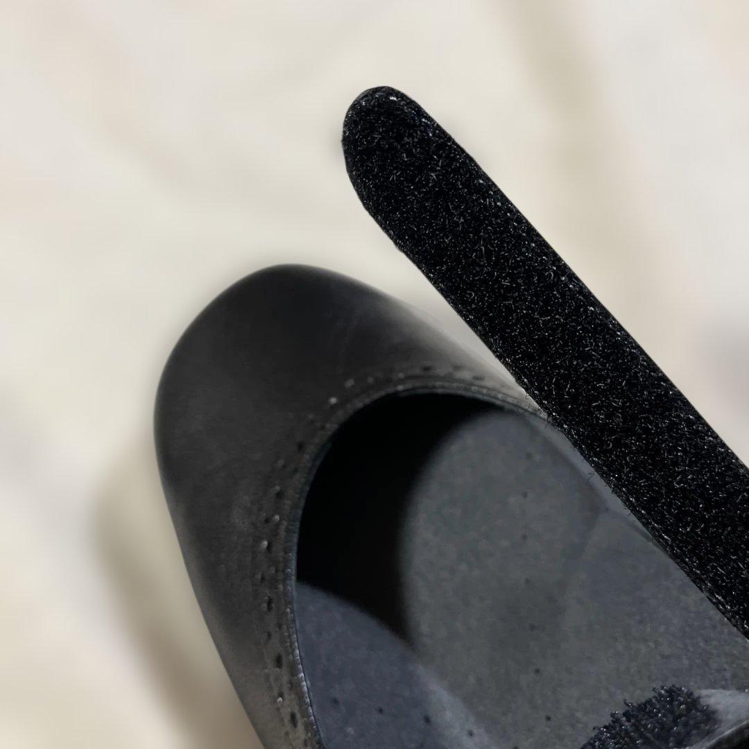 美品pedala ペダラ　フラットシューズ ストラップ付き23.5E アシックス