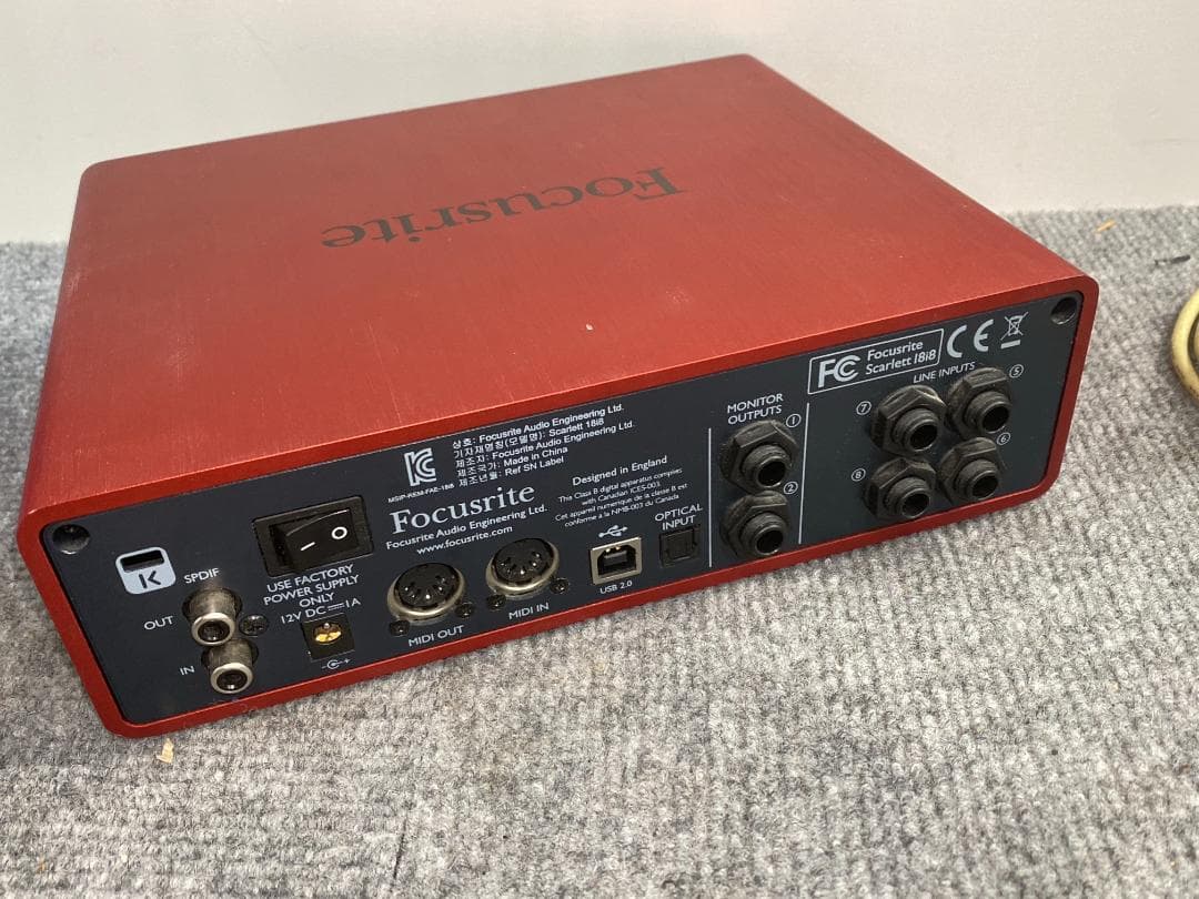 focusrite scarlett 18i8 オーディオインターフェース