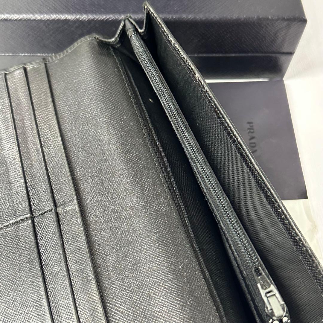 新品同様‼️ プラダ　PRADA 財布　長財布　サフィアーノ　三角ロゴ