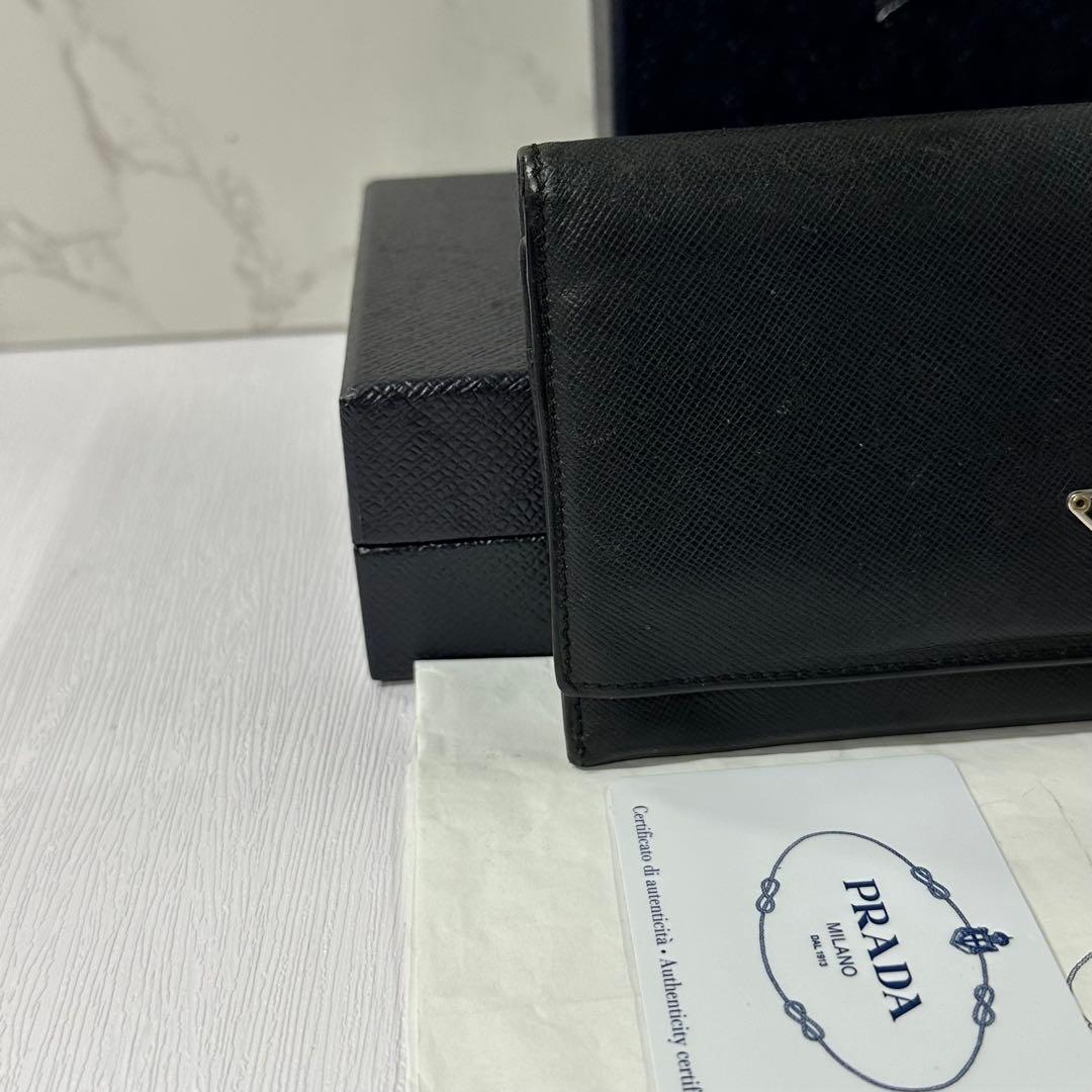 新品同様‼️ プラダ　PRADA 財布　長財布　サフィアーノ　三角ロゴ