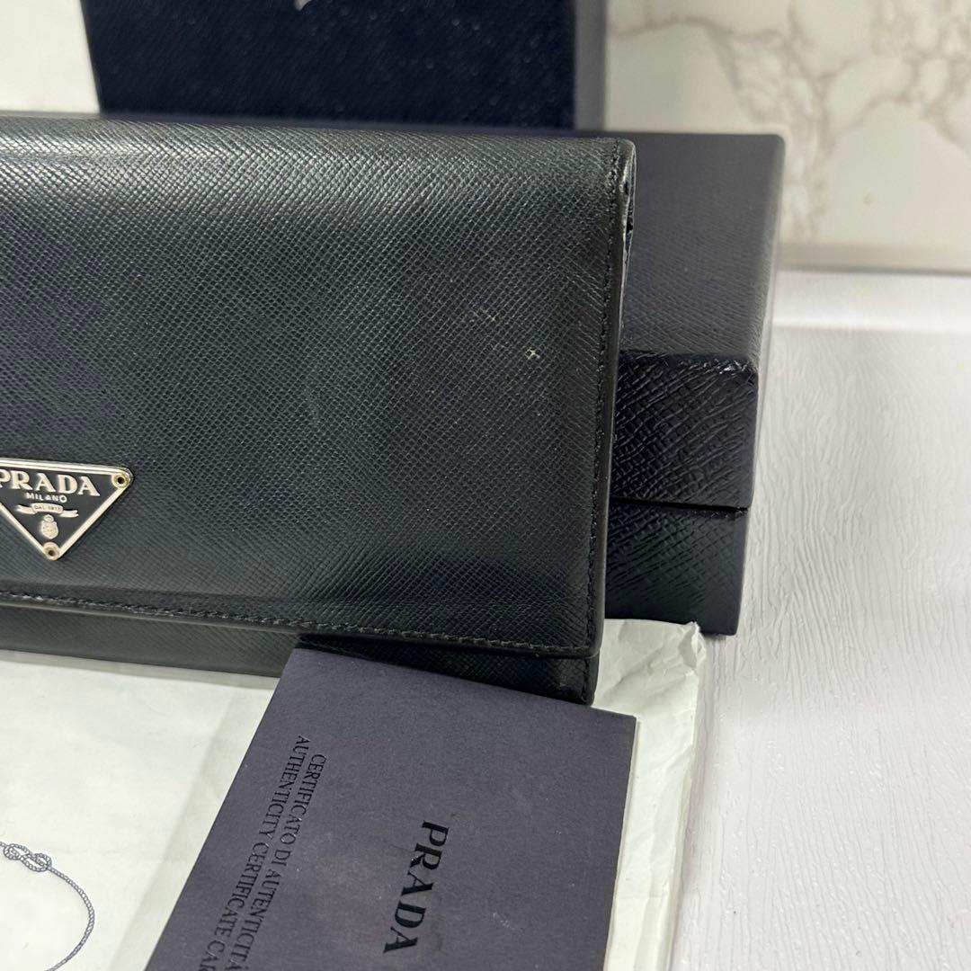 新品同様‼️ プラダ　PRADA 財布　長財布　サフィアーノ　三角ロゴ