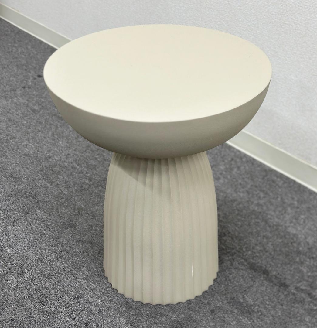 ボーコンセプト■Expose　サイドテーブル　シンプル　モダン　ウォームグレー