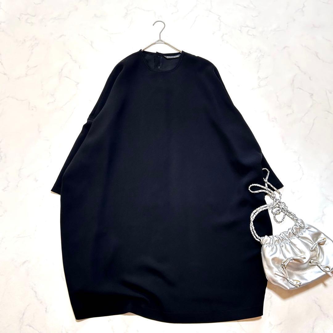 美品ミズイロインド ワイドコクーンワンピース 黒定番人気 セレモニー ゆったり