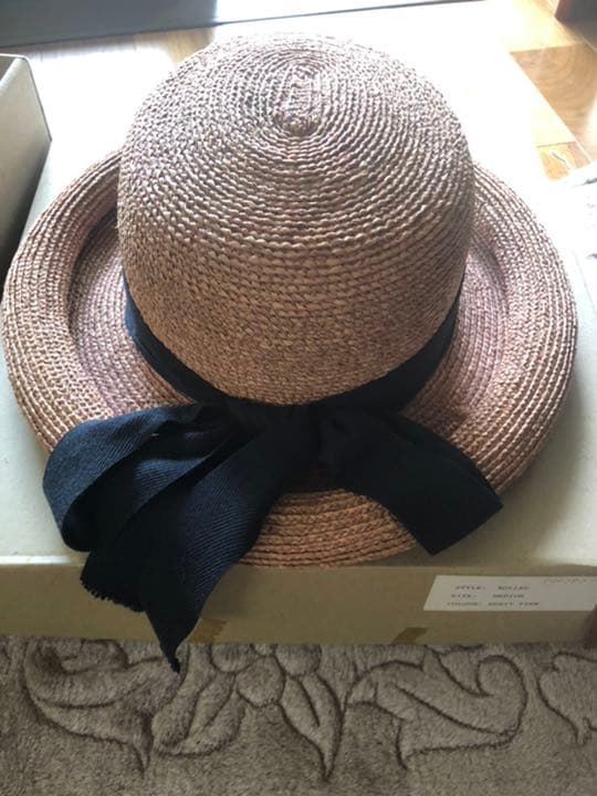 Helen Kaminski ヘレンカミンスキー