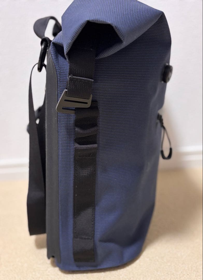 N*h様 ブロンプトンWATERPROOF WITH FRAME ネイビー 9L