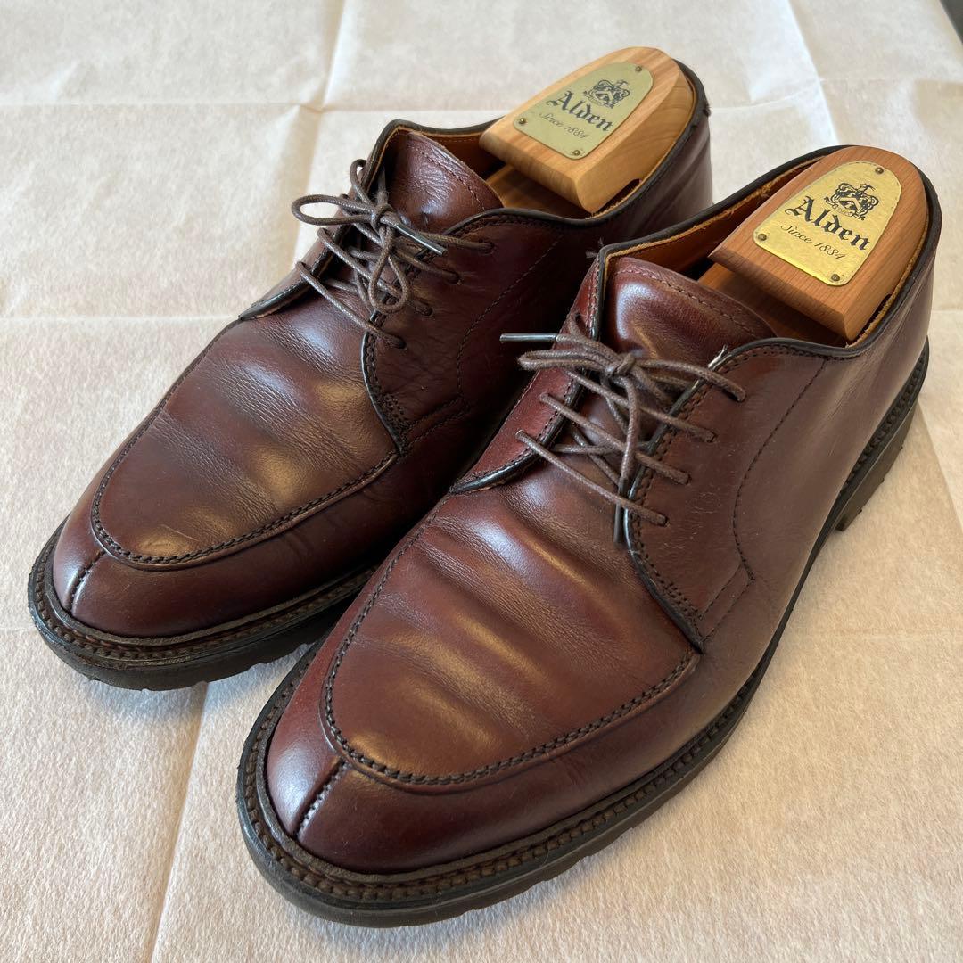 Alden ブラウンレザードレスシューズ