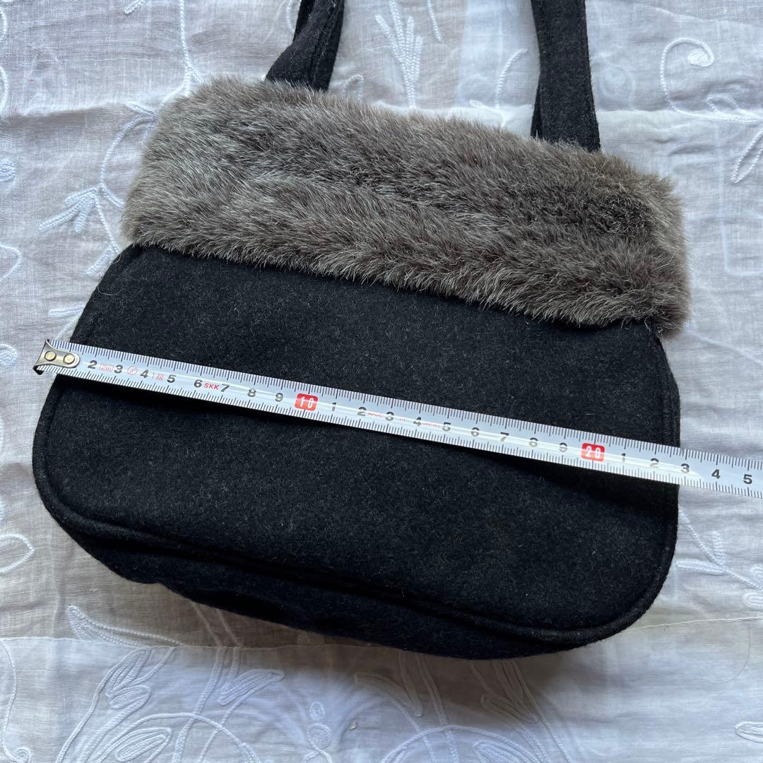 PRADA プラダ フェルト生地 バック　黒　レア