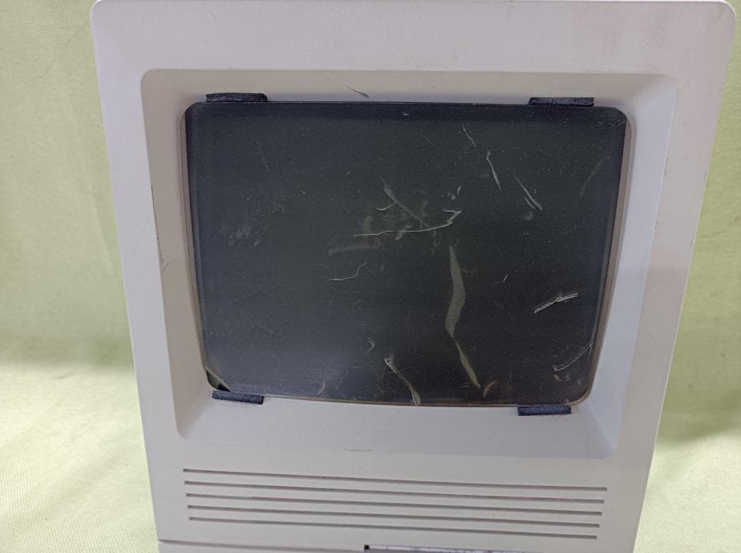 都《MNLAK》Macintosh　SE/30　液晶　キズ多い　レトロ