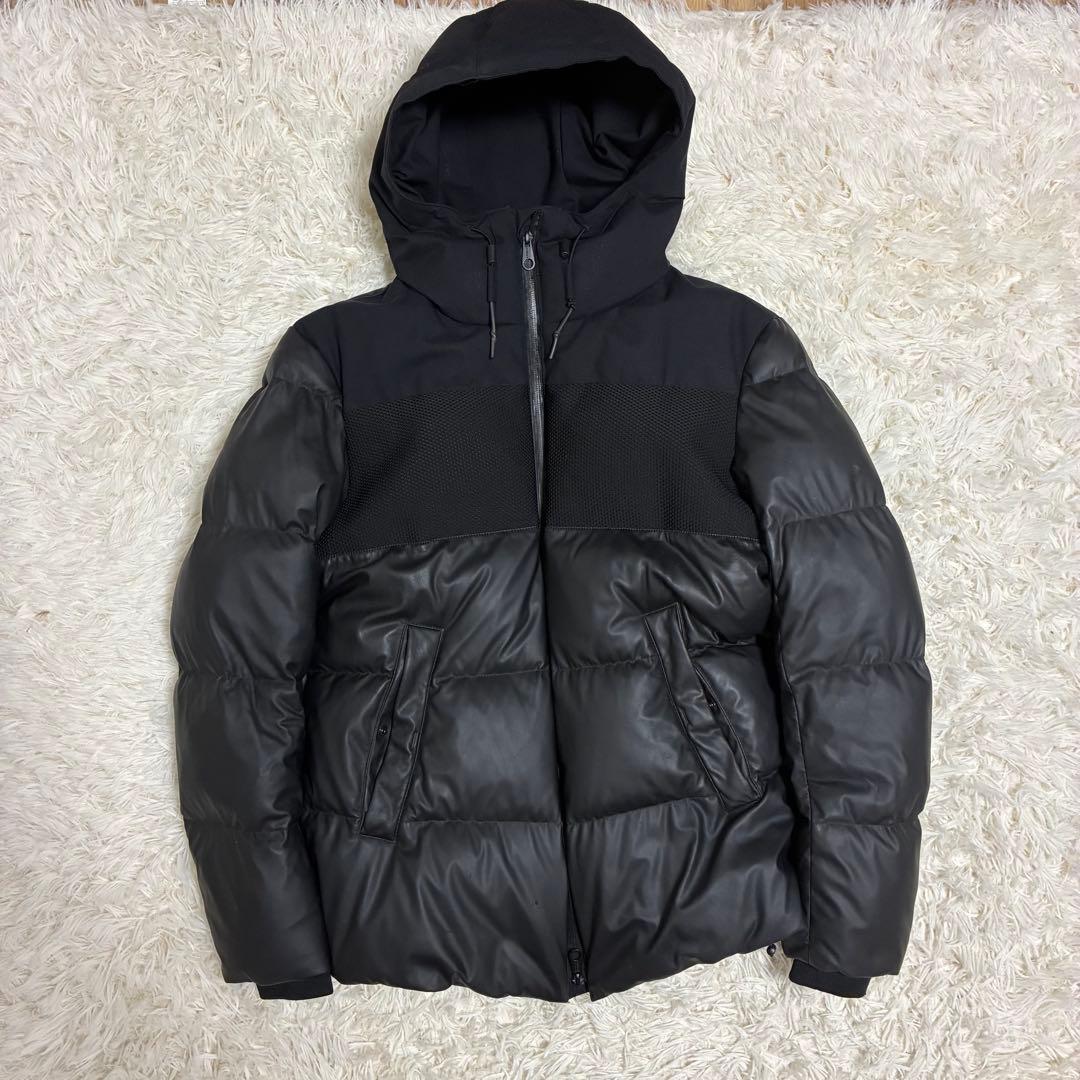 ARMANI COLLEZIONI アルマーニダウンジャケット