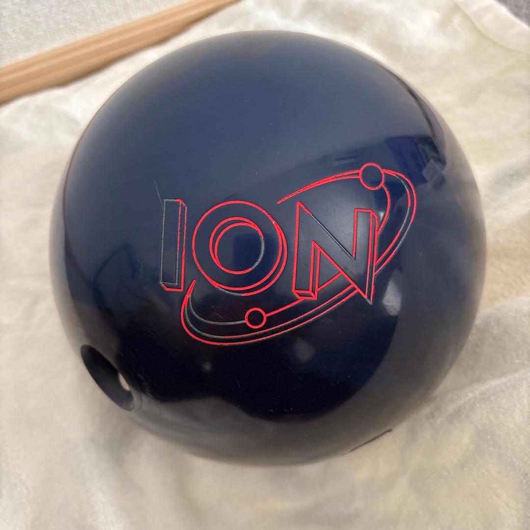 ION ボウリングボール ネイビー