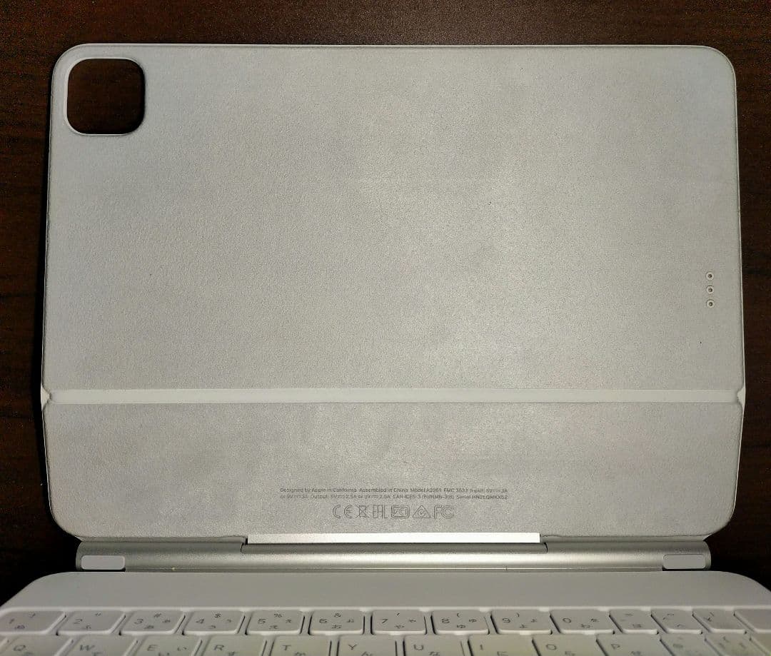 美品》iPad Magic Keyboard 白(iPad Pro 11インチ)