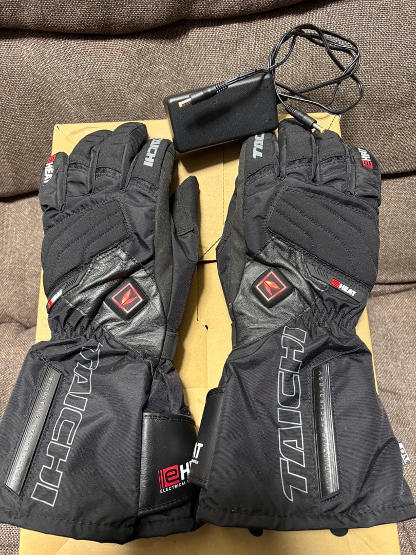 RSタイチ　TAICHI 電熱グローブ ブラック　Mサイズ　美品