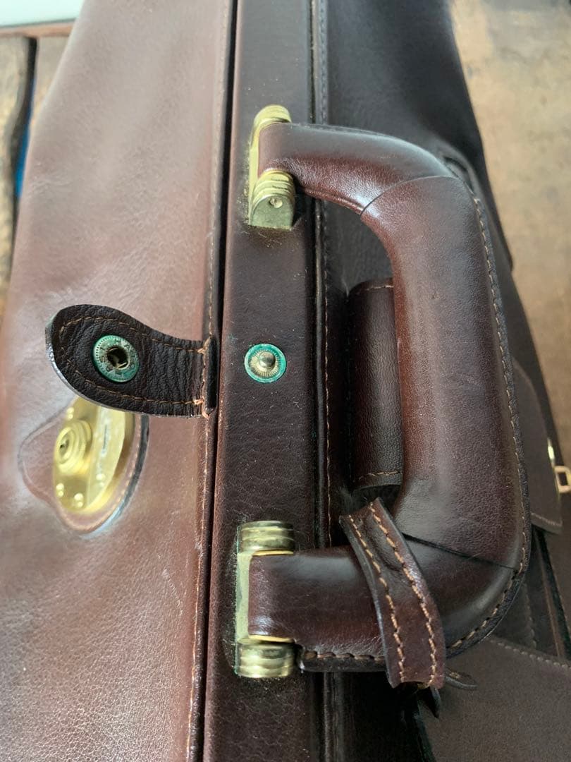 土屋鞄　ボストンパック　レザー　鍵付き