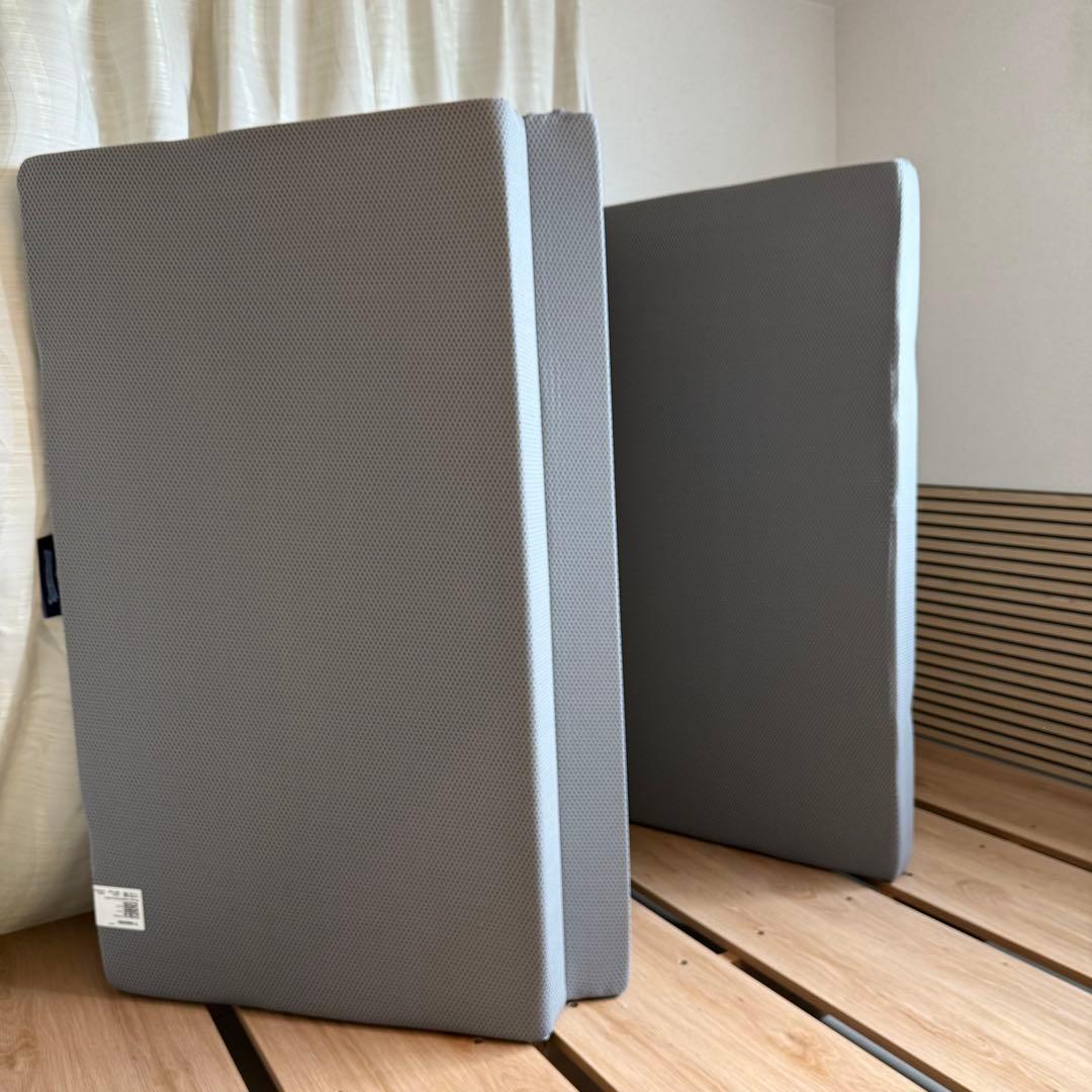 美品マニフレックス サステナブル・ウィング 三つ折り高反発マットレス セミダブル