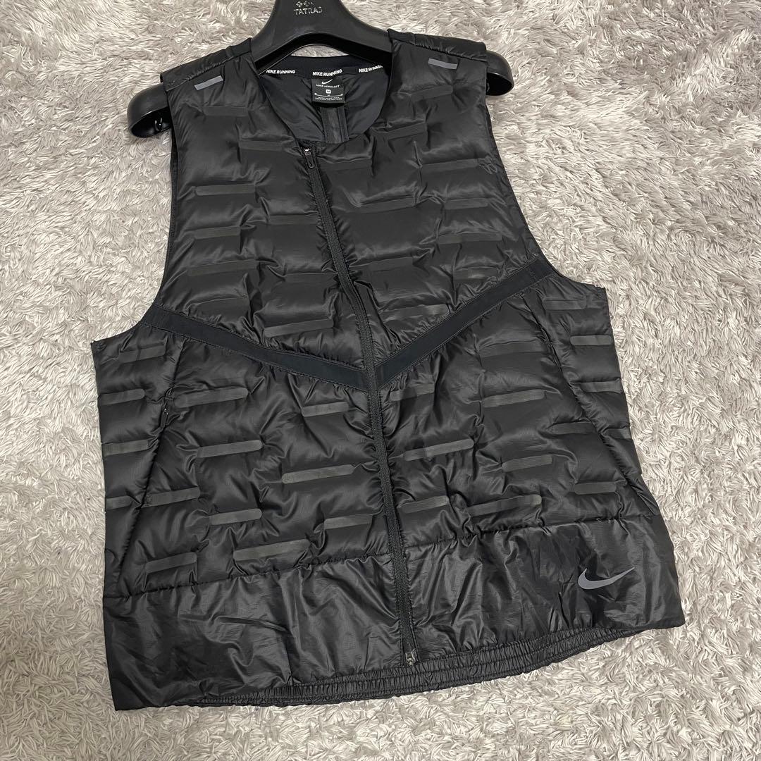 極美品　ナイキ エアロロフト ダウンベスト ランニング ゴルフ 黒　サイズM
