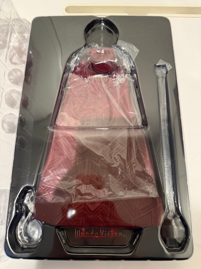 ワンダヴィジョン1/6スケールフィギュア　スカーレットウィッチ