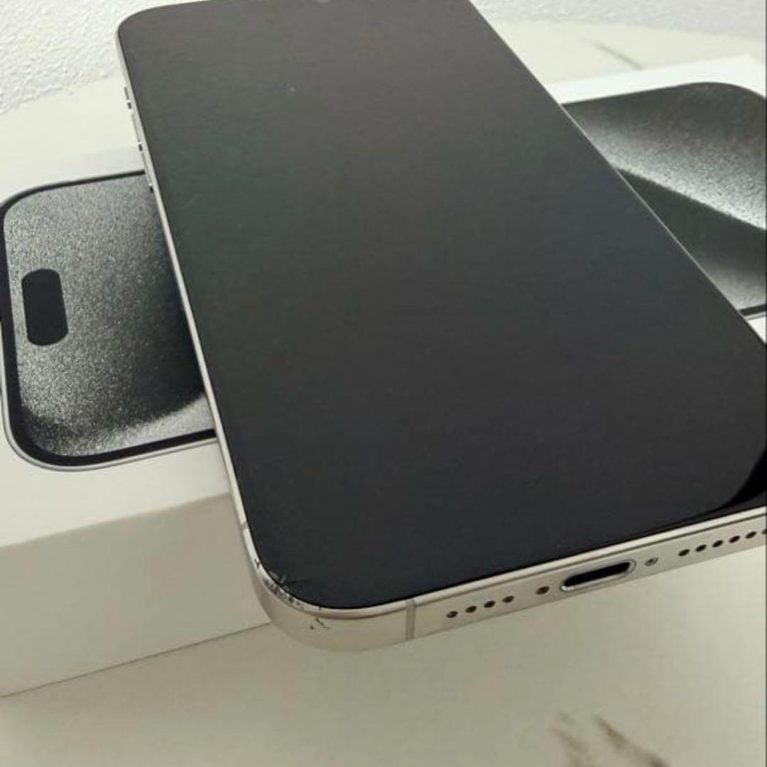 スマートフォン本体 iPhone15ProMAX 512GB