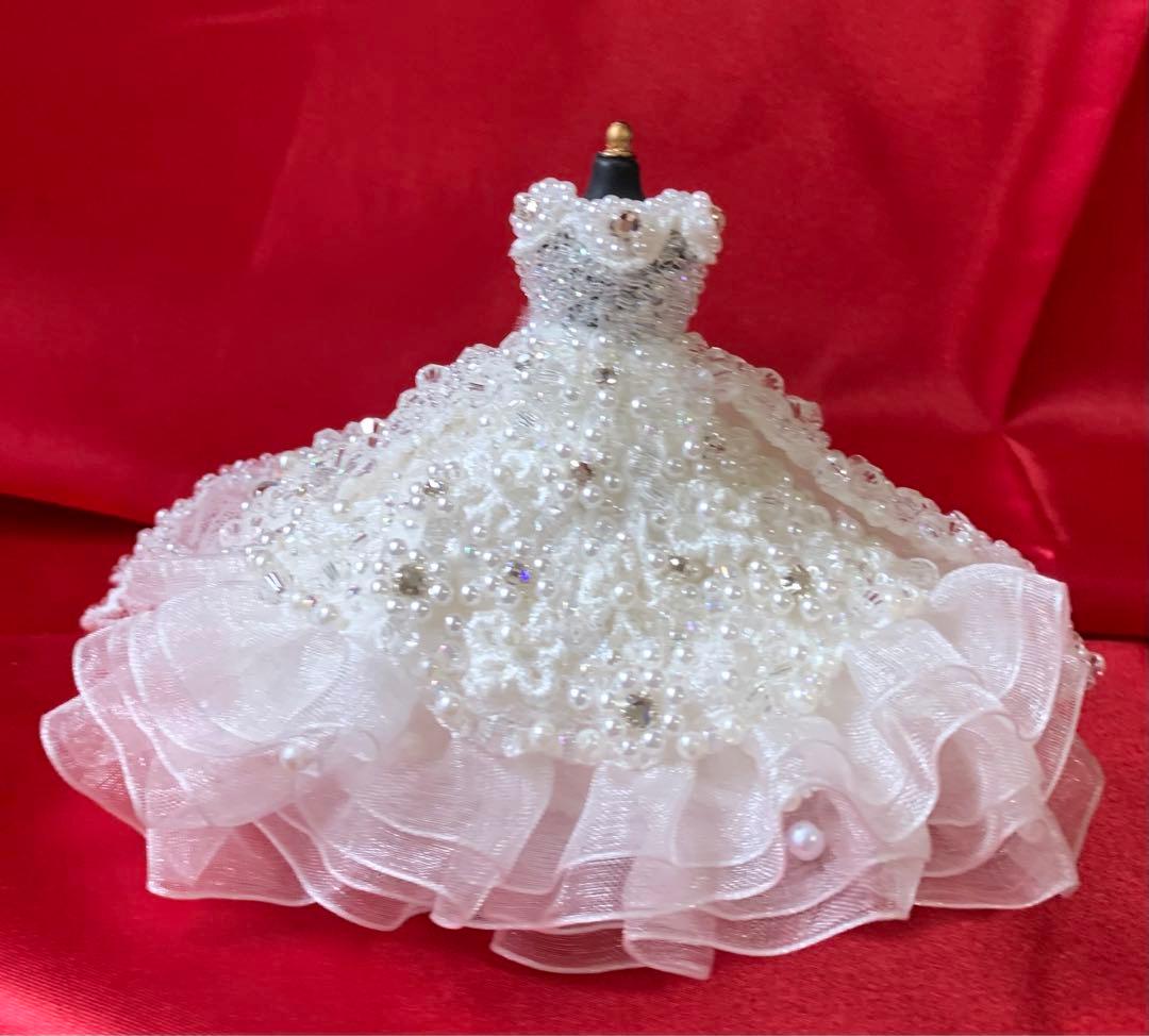 ミニチュア　ウェディングドレス　キラキラ　可愛い　インテリア
