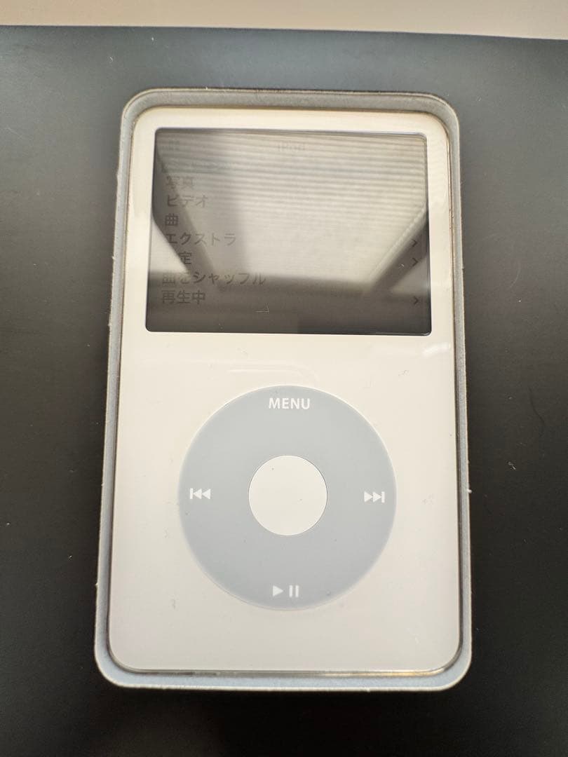 極美品 iPod classic 第5世代 30GB 箱付 新品バッテリー