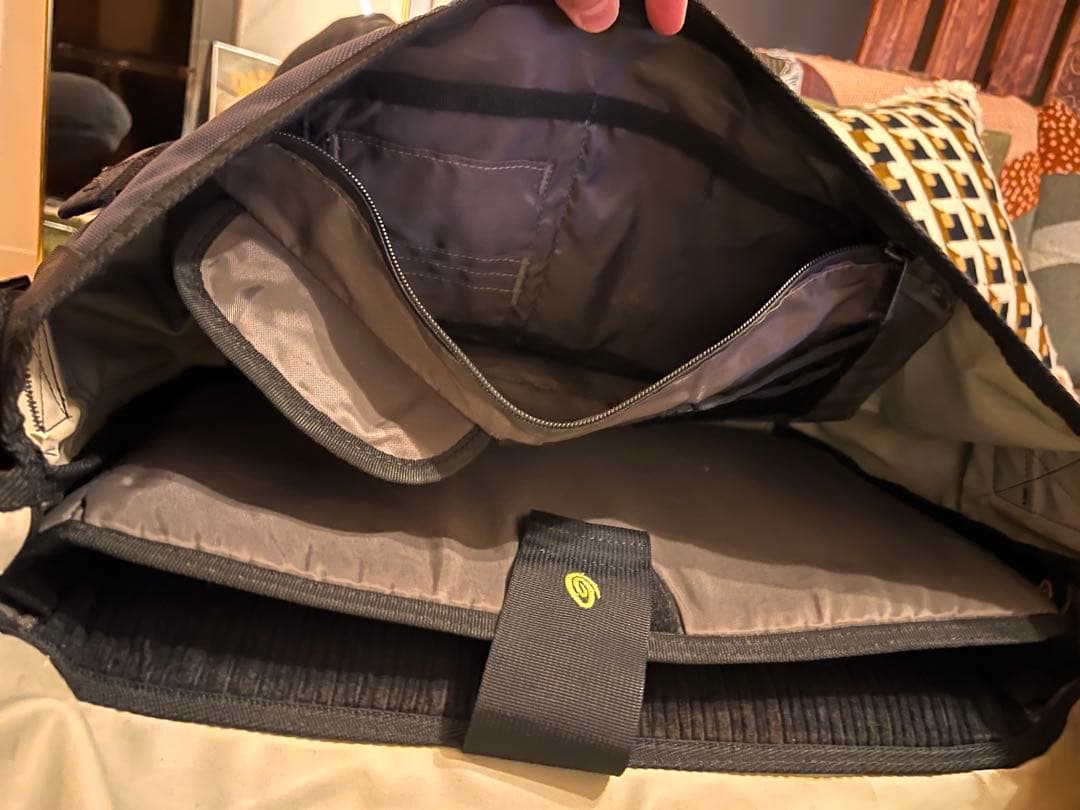 timbuk2 メッセンジャーバッグ　ネイビー