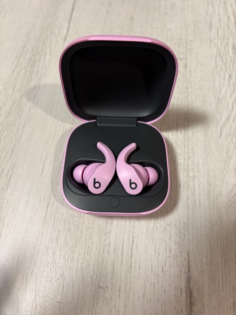 イヤホン Beats fit pro