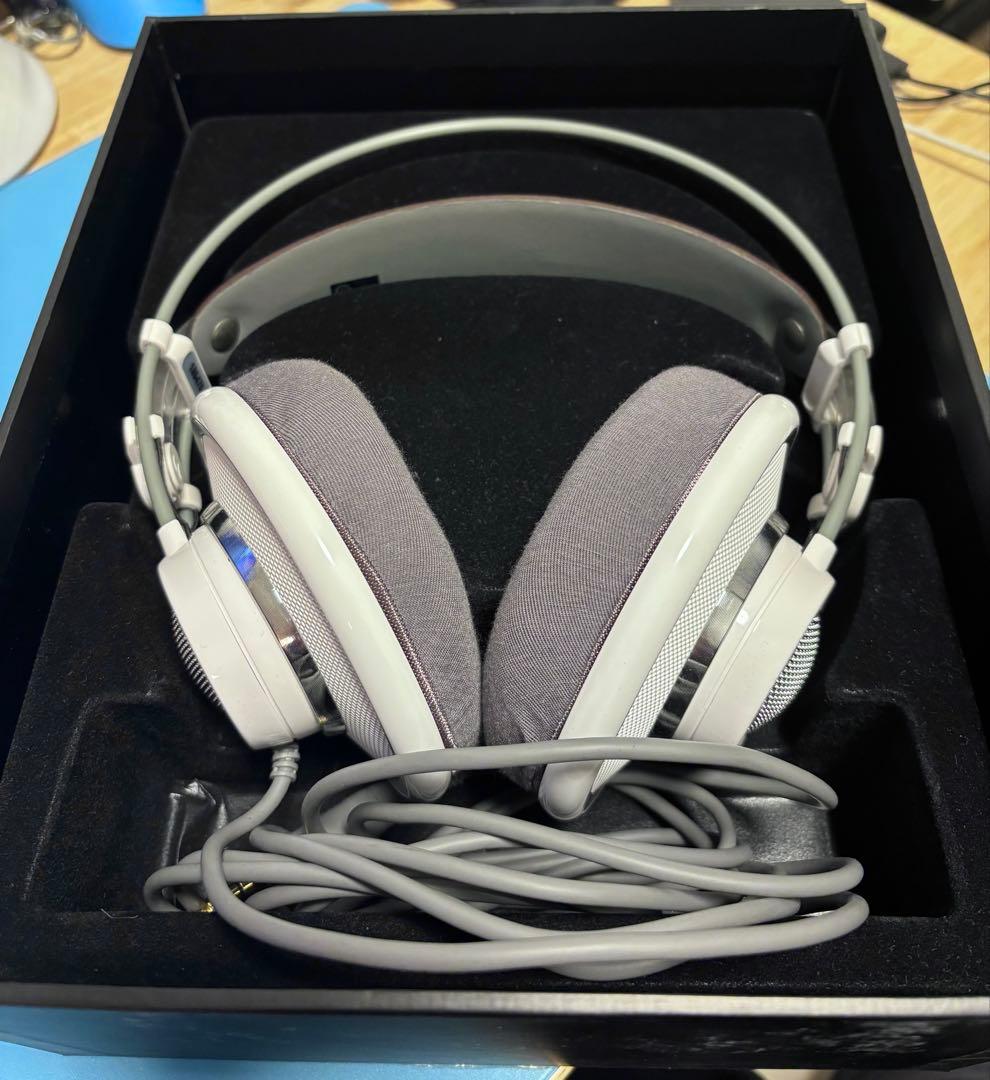 AKG K701 ヘッドホン