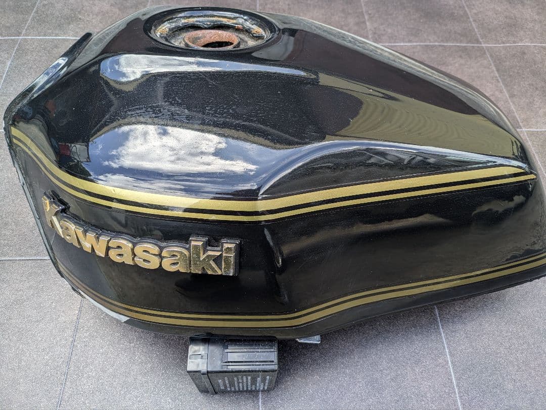 訳あり　zrx タンク