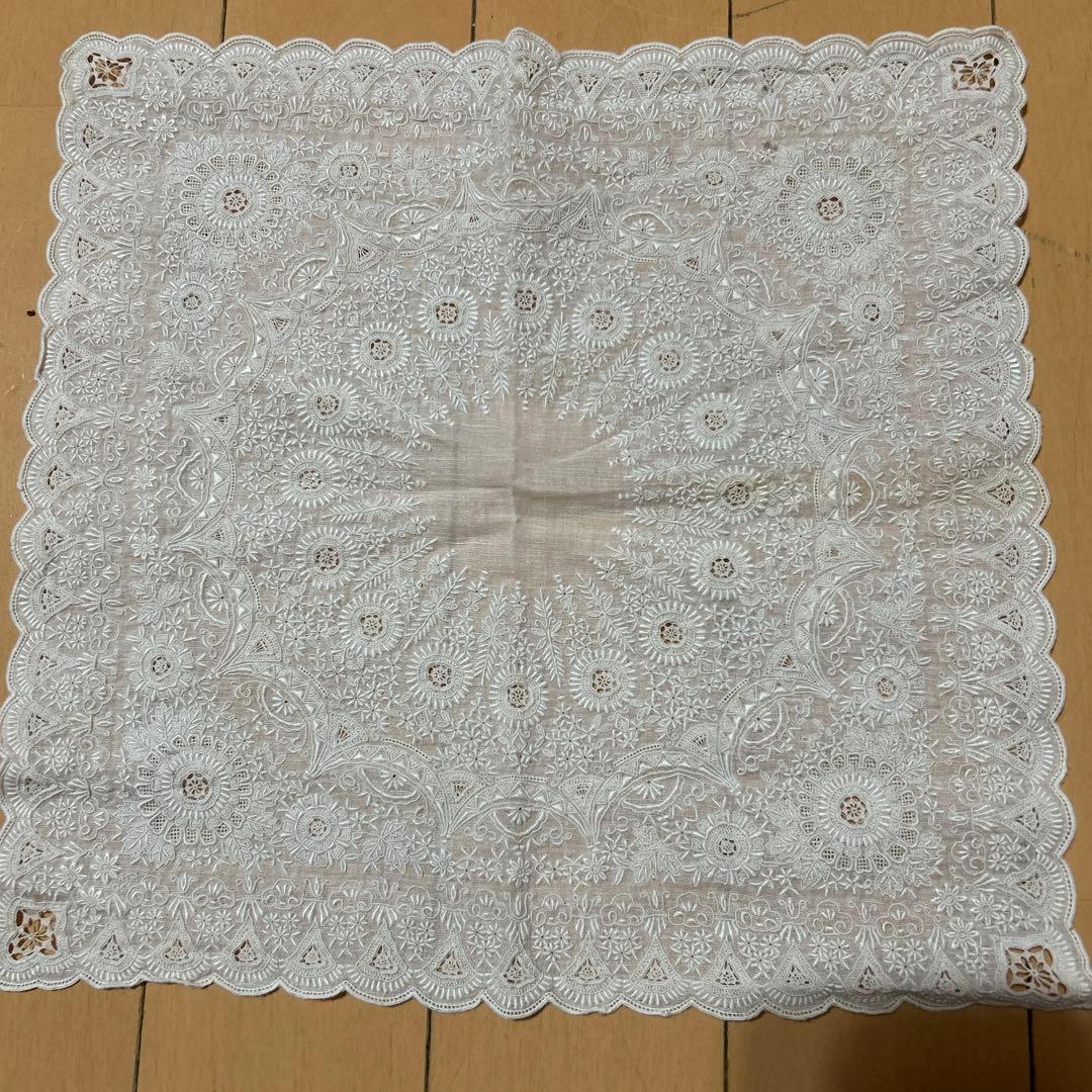 新品未使用汕頭刺繍ハンカチSWATOWスワトウ刺繍ハンカチ