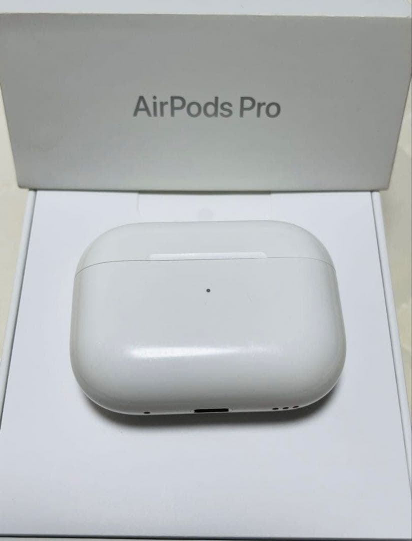 Apple AirPods Pro 第2世代充電ケースのみ　正規品　動作確認済み