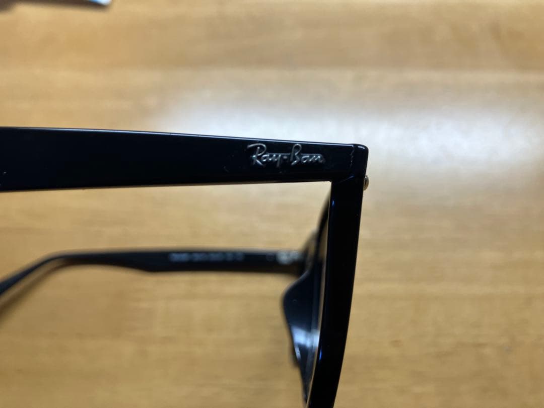 Ray-Ban RB4258F ブラック サングラス