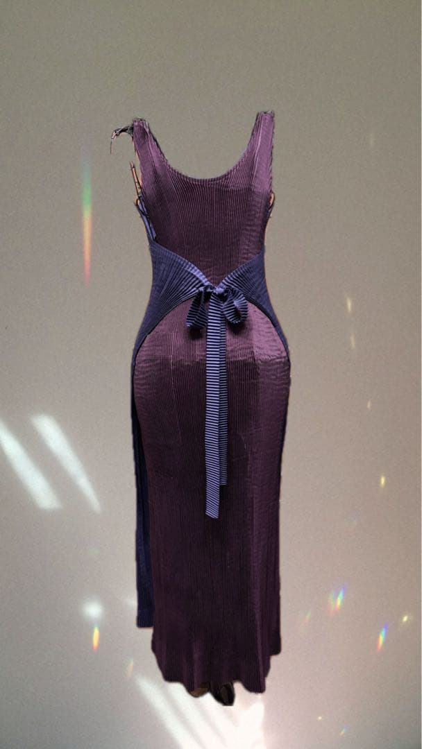 プリーツプリーズ イッセイミヤケ 変形エプロンワンピース パープル
