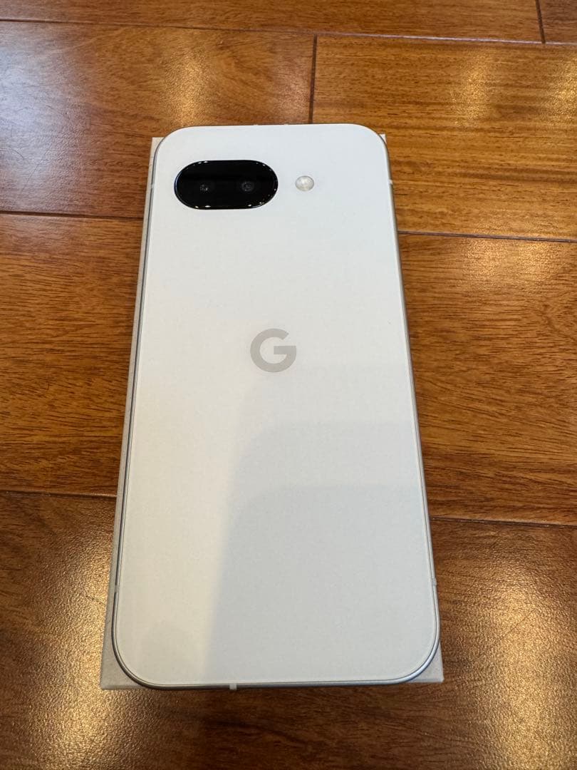 1日使用 ケースフィルム付きGoogle Pixel 9a 128gb 白 本体