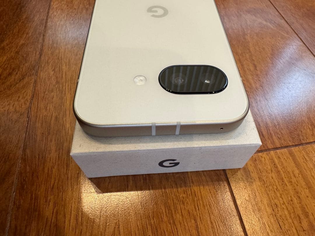 1日使用 ケースフィルム付きGoogle Pixel 9a 128gb 白 本体