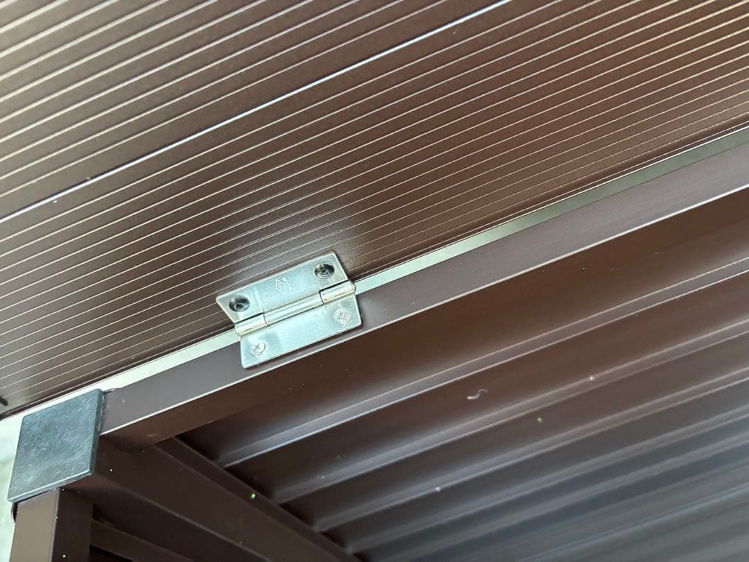 【グリーンライフ】ベンチ　ストッカー　屋外　防水　ブラウン　114cm 物置き