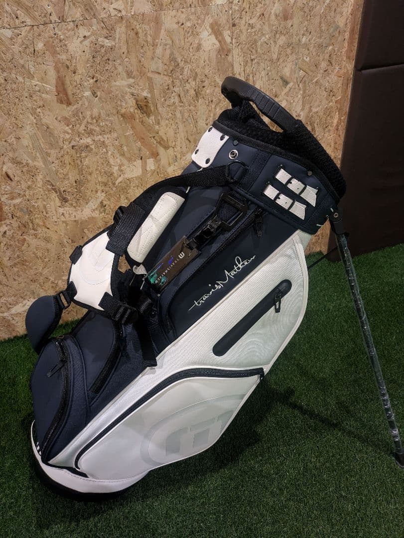 トラビスマシュー ゴルフバッグ スタンド付き
