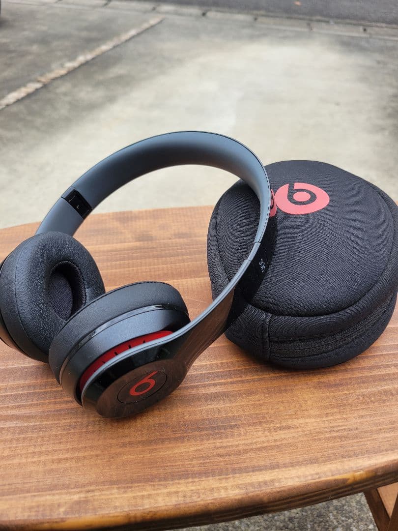 ヘッドホン Beats by Dr Dre SOLO2 WIRELESS BLACK