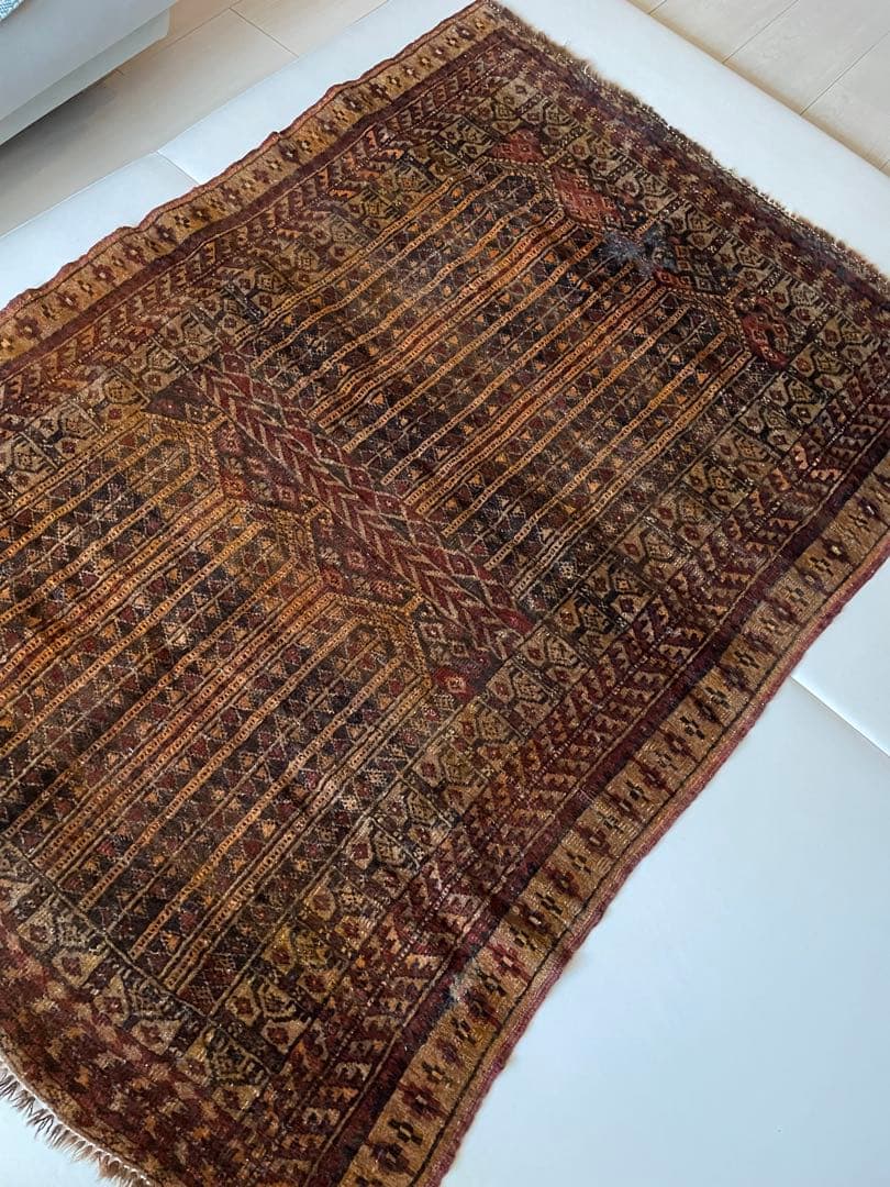 g*a様 ヴィンテージラグ　約135✖️92〜98