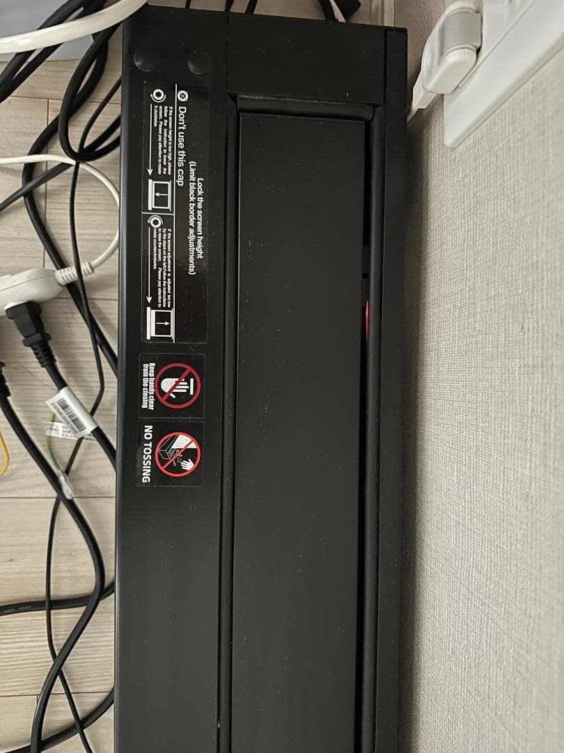 vividstorm 120インチ　定価30万　超短焦点用スクリーン