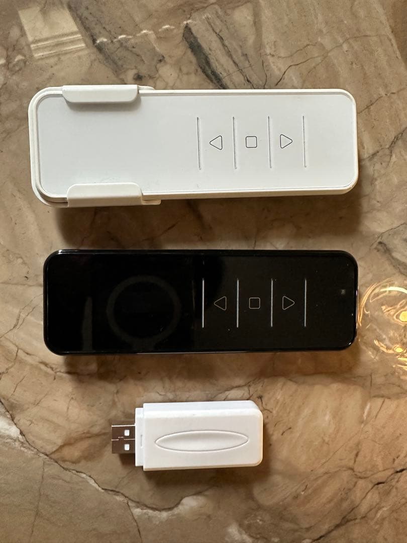 vividstorm 120インチ　定価30万　超短焦点用スクリーン