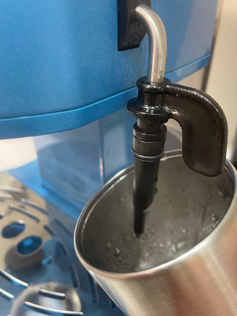 DeLonghi エスプレッソマシン ECO310 ブルー