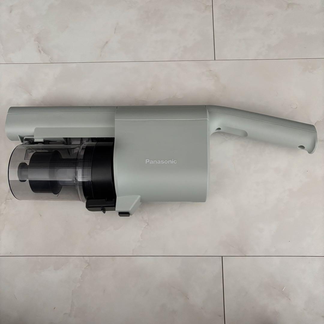 未使用◆Panasonic◆スティック サイクロン 掃除機◆MC-SB33J-G