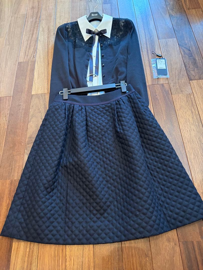 ♡Reneルネ♡ レース　カーディガン約57000円（ブラウスやスカート除く）