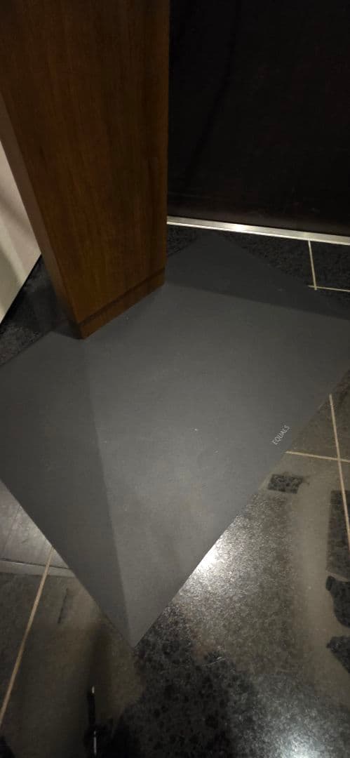 EQUALS WALL V3 テレビスタンド　ウォールナット　傷なし　ロータイプ