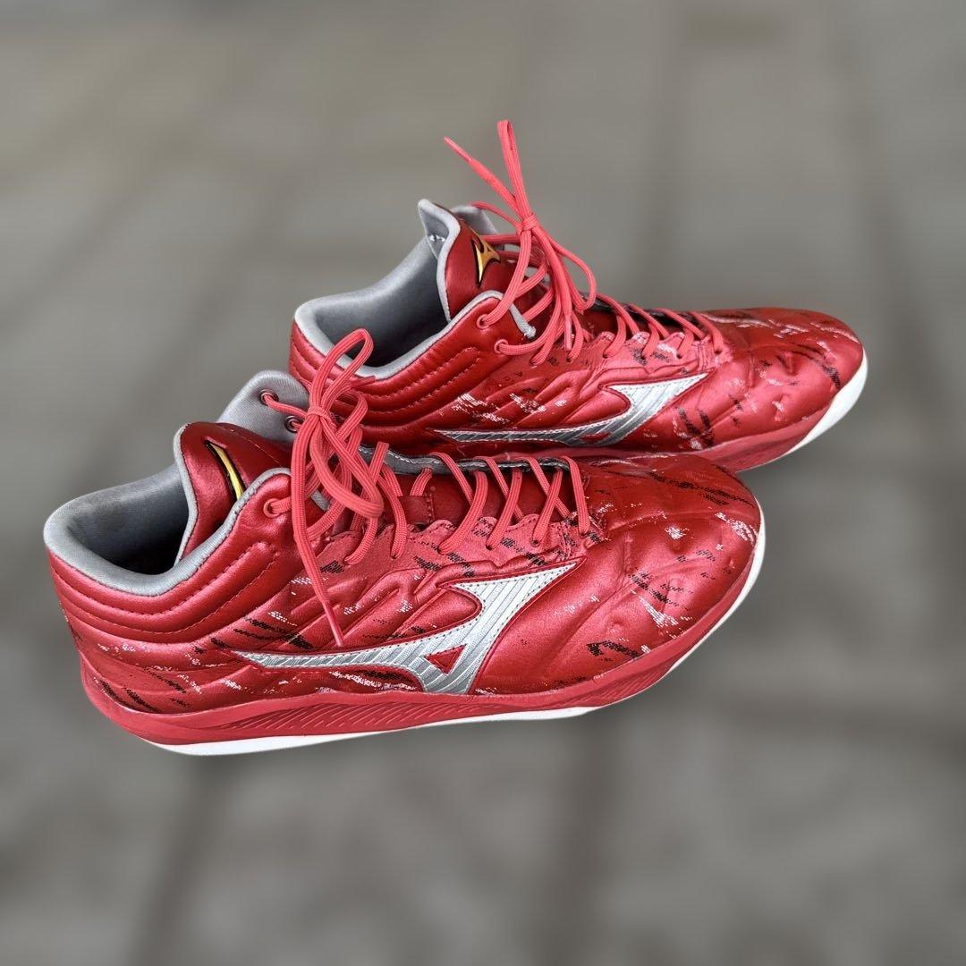 クッションレボプロ　ミズノプロ　ミドルカット